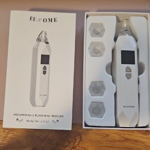 White Rechargeable Blackhead Remover